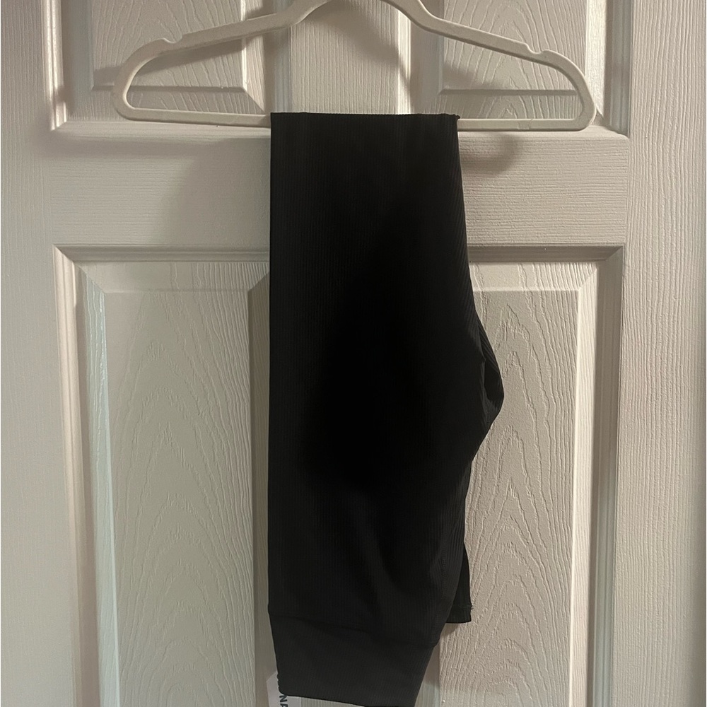 Extra High Rise Ribbed Legging - Picture 6 of 8